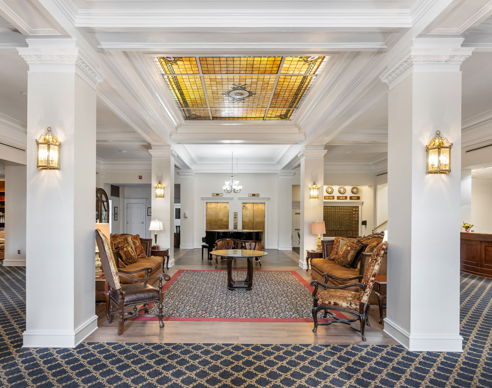 GB-Lobby-1642-1296-2 Greenbriar at the Altamont lobby
